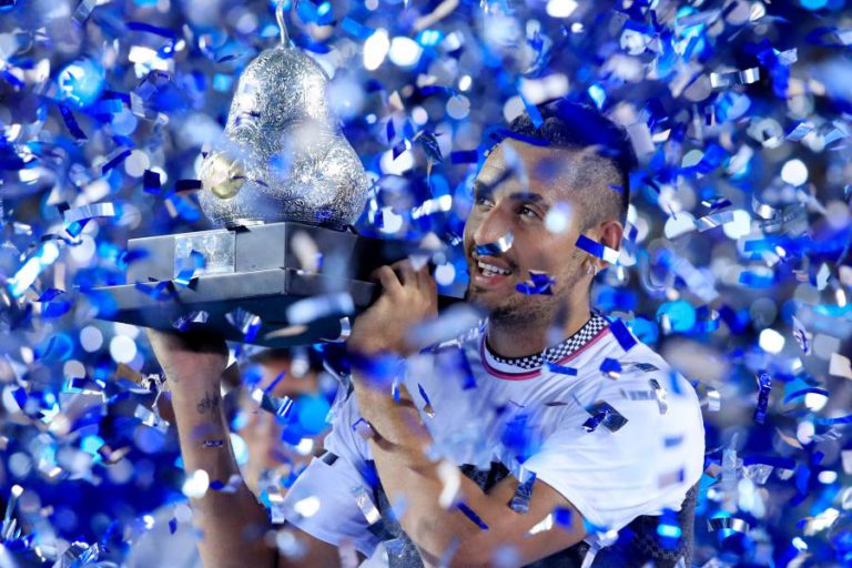 NICK KYRGIOS IMPÕE-SE A ALEXANDER ZVEREV E VENCE TORNEIO DE ACAPULCO
