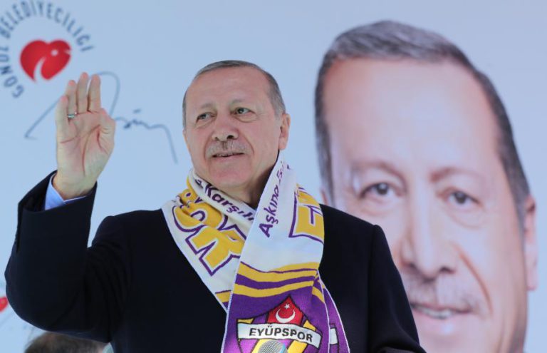 ERDOGAN APRESENTA QUEIXA CONTRA OPOSITORA TURCA POR “INSULTO AO PRESIDENTE”