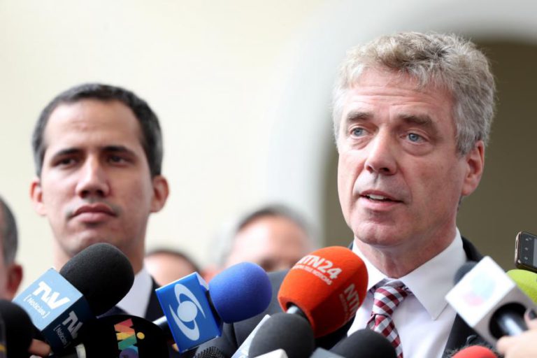 VENEZUELA EXPULSA EMBAIXADOR ALEMÃO SOB ACUSAÇÃO DE “RECORRENTES ATOS DE INGERÊNCIA”