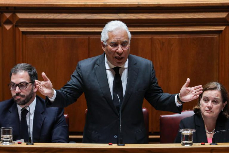 COSTA INSISTE QUE INQUÉRITO PARLAMENTAR SOBRE NOVO BANCO PODERIA SATISFAZER “CURIOSIDADE” DO PR E A SUA