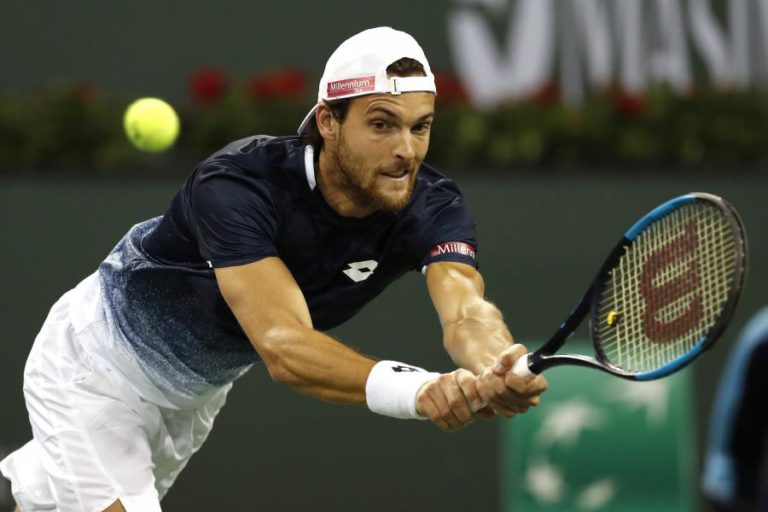 JOÃO SOUSA ELIMINADO POR MACKENZIE MCDONALD NA PRIMEIRA RONDA DE INDIAN WELLS