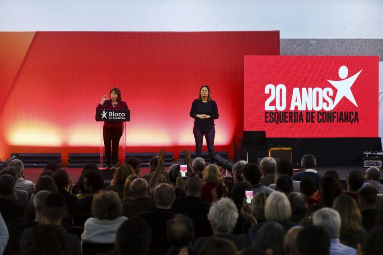 BE/20 ANOS: CATARINA MARTINS REJEITA “LUGAR SIMBÓLICO” PORQUE PARTIDO MUDOU A POLÍTICA