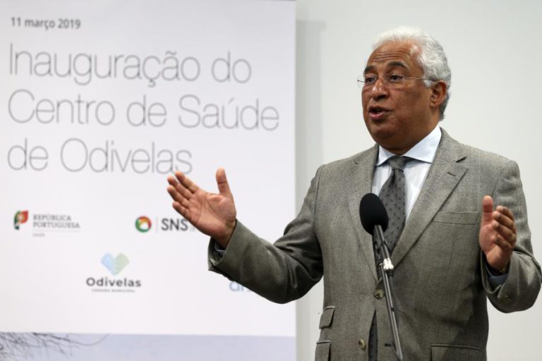 COSTA RECUSA BRAÇO DE FERRO COM OS ENFERMEIROS MAS ADMITE REIVINDICAÇÕES “ABSOLUTAMENTE IMPOSSÍVEIS”