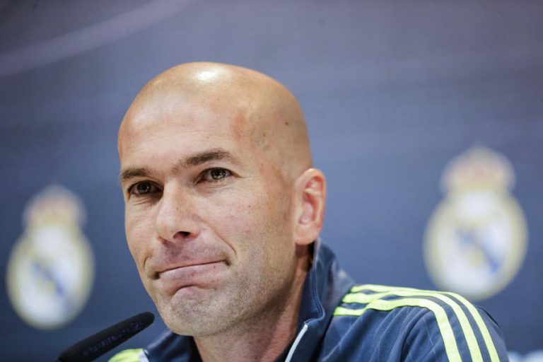 ZIDANE COM ‘FUMO BRANCO’ PARA REGRESSAR AO REAL MADRID