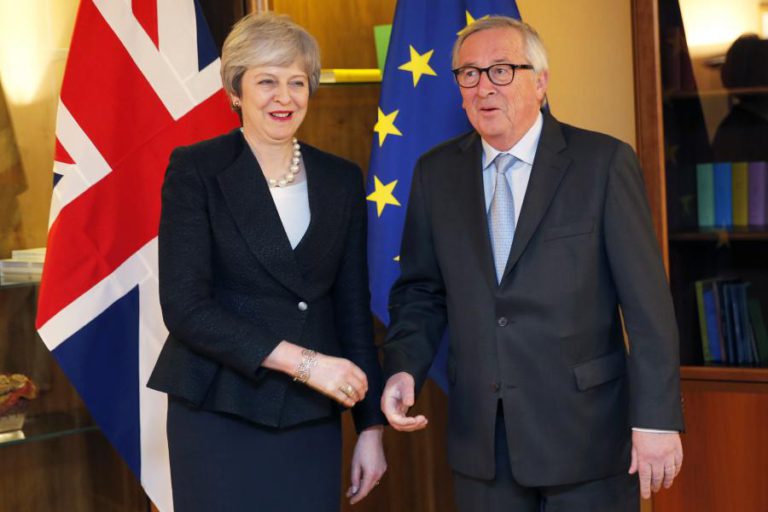 “NÃO HAVERÁ MAIS OPORTUNIDADES” SE PARLAMENTO BRITÂNICO CHUMBAR ACORDO DO ‘BREXIT’ – JUNCKER