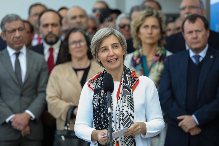 CASOS DE DESAPARECIMENTO DE MEDICAMENTOS NÃO PASSAM DE COINCIDÊNCIAS – MINISTRA