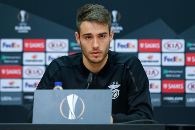 FERRO DIZ QUE EQUIPA CONTINUA A CONFIAR EM RÚBEN DIAS