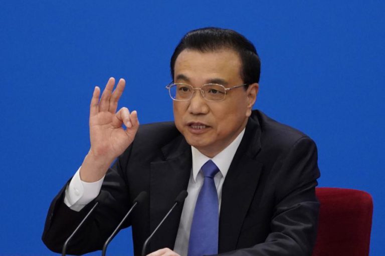 PM CHINÊS ANUNCIA “MEDIDAS FORTES” PARA CONTRARIAR ABRANDAMENTO ECONÓMICO
