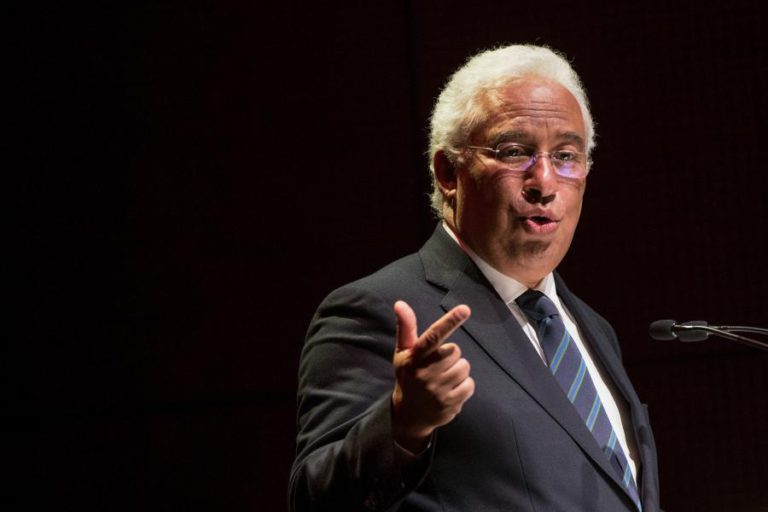 COSTA DIZ QUE HOUVE PARTIDOS A ESCOLHER DEPUTADOS COM BASE NOS `SOUNDBITES´