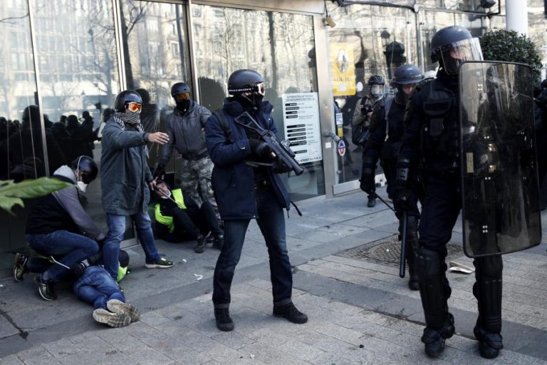 “COLETES AMARELOS” VOLTAM A SAIR HOJE À RUA E POLÍCIA GARANTE “TOLERÂNCIA ZERO”
