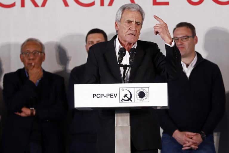 EUROPEIAS: JERÓNIMO DIZ QUE PS, PSD E CDS ESTÃO UNIDOS PELA MESMA “RECEITA”