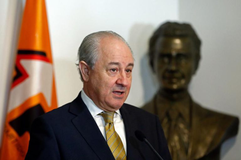 PRESIDENTE DO PSD DIZ QUE “PIOR” QUE FAMILIARES NO GOVERNO É PS ENTENDER SER “NORMAL”