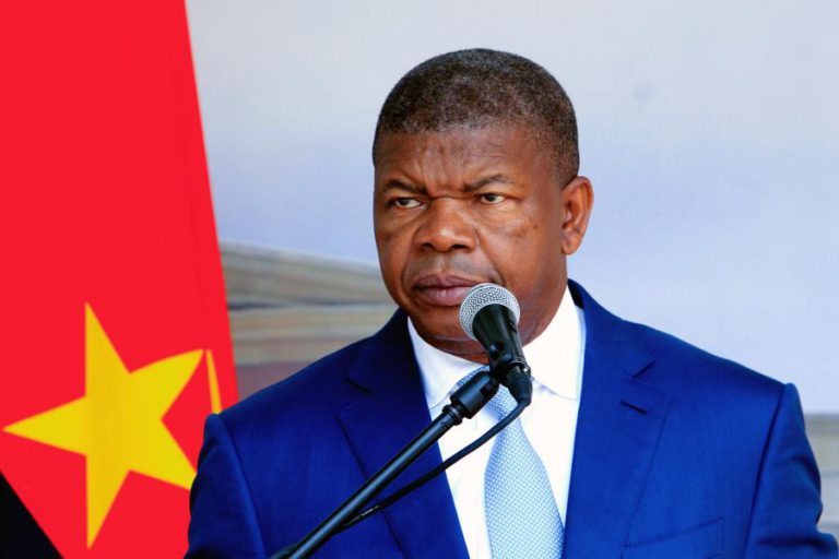 PR ANGOLANO VAI CONDECORAR PUTIN COM ORDEM AGOSTINHO NETO NA VISITA À RÚSSIA
