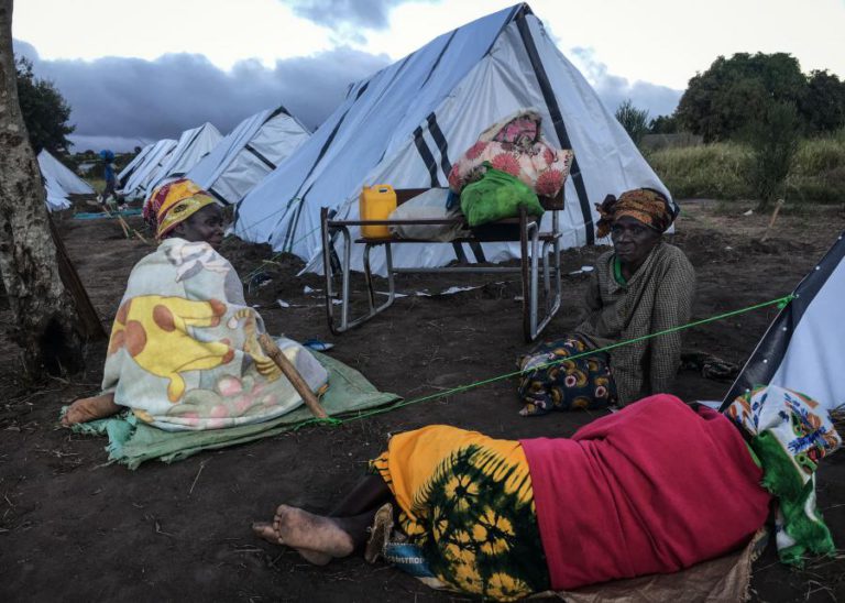 AVIÃO FRETADO PELA CRUZ VERMELHA PORTUGUESA PARA SEGUNDA-FEIRA PARA A BEIRA
