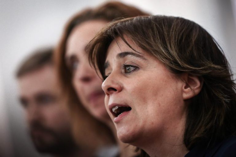 CATARINA MARTINS AVISA QUE CABE AO GOVERNO EXECUTAR BEM O PREVPAP