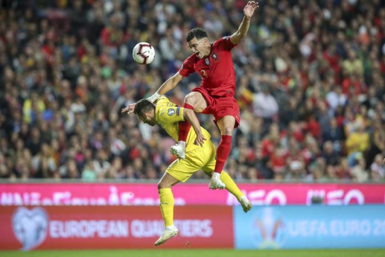 UEFA CONFIRMA TER RECEBIDO PROTESTOS SOBRE JÚNIOR MORAES