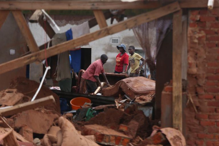 761 MORTOS NOS TRÊS PAÍSES AFETADOS PELO CICLONE IDAI