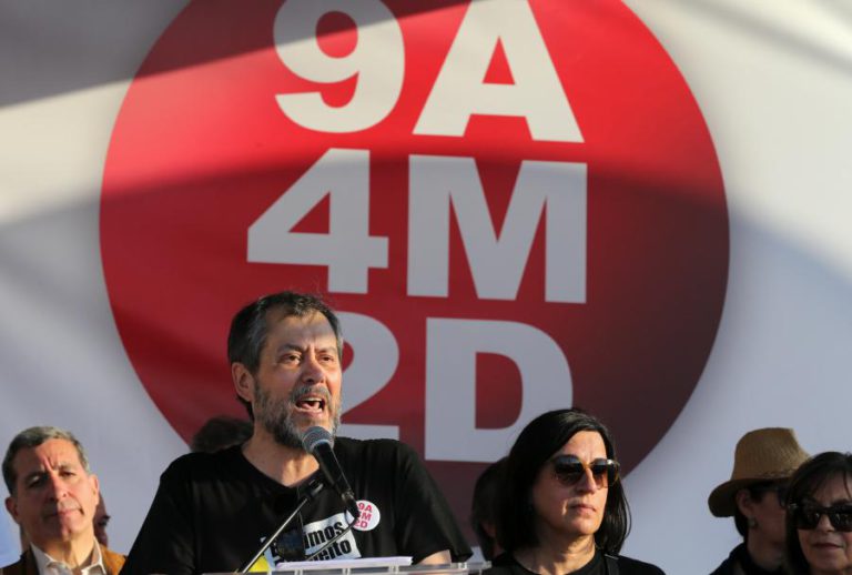 PROFESSORES FAZEM GREVE ÀS AVALIAÇÕES SE “DECRETO DO ROUBO” NÃO FOR ALTERADO