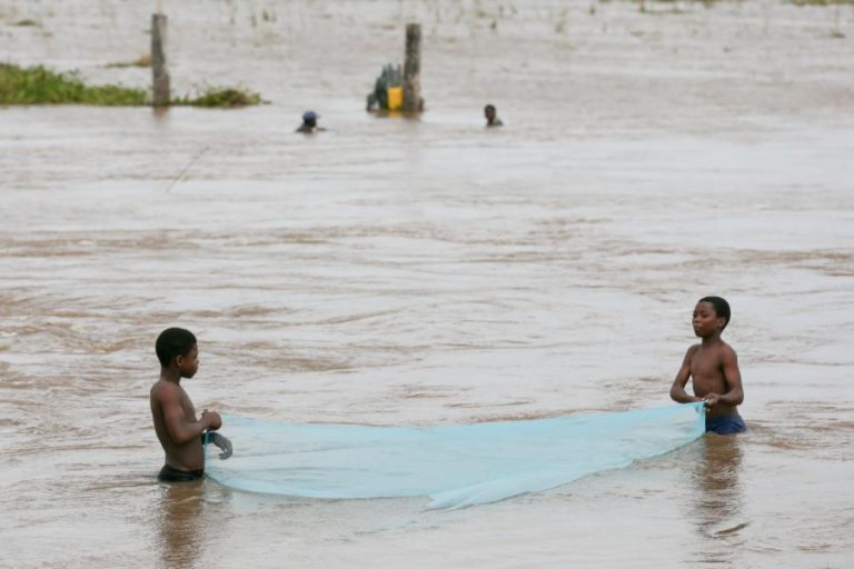 IDAI: AUTARCA DA BEIRA ALERTA PARA VÁRIAS MORTES COM SINTOMAS DE CÓLERA