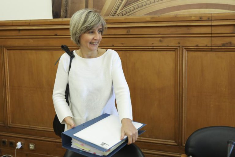 MINISTRA DA SAÚDE ANUNCIA “PROGRAMA DE INVESTIMENTOS” DE 90 MILHÕES DE EUROS