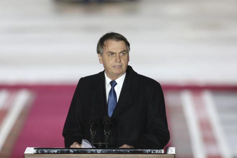 PRESIDENTE DO BRASIL CHEGA A ISRAEL, PAÍS QUE AFIRMA ADMIRAR