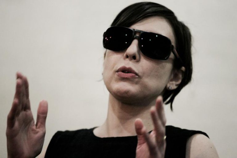 ADRIANA CALCANHOTO E JOSÉ EDUARDO AGUALUSA NAS CONFERÊNCIAS DO ESTORIL