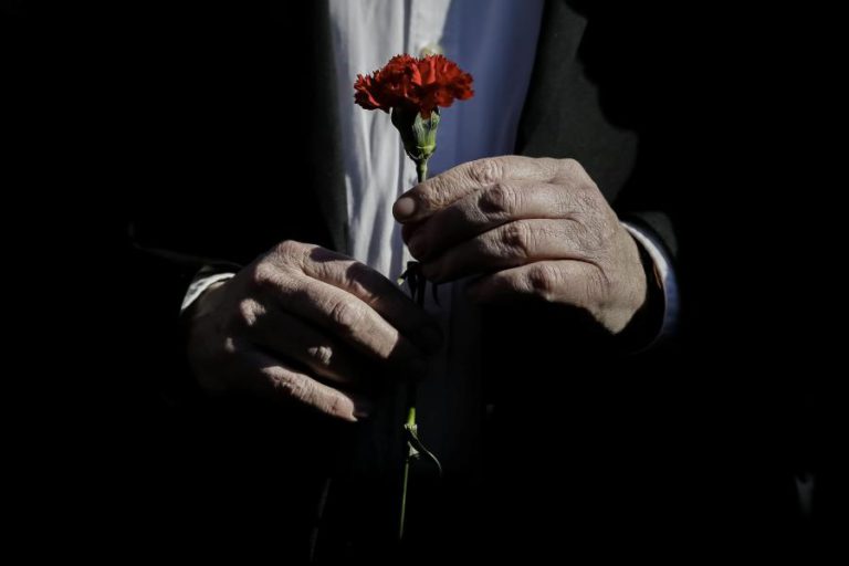 LISBOA CELEBRA OS 45 ANOS DA REVOLUÇÃO DE ABRIL A PENSAR EM DIREITOS HUMANOS