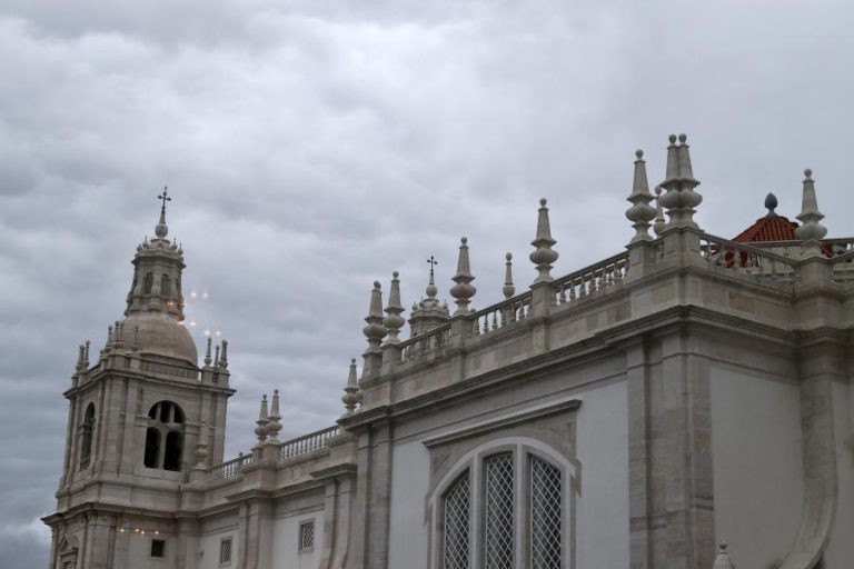 CICLO DE ÓRGÃO DE S. VICENTE DE FORA ABRE HOJE COM MANUEL REBELO E JOÃO VAZ