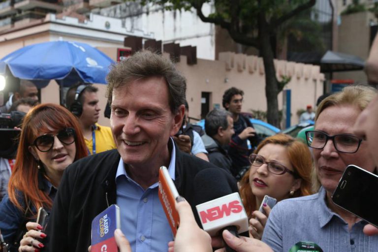 CÂMARA DO RIO DE JANEIRO ABRE PROCESSO DE DESTITUIÇÃO DO PREFEITO MARCELO CRIVELLA