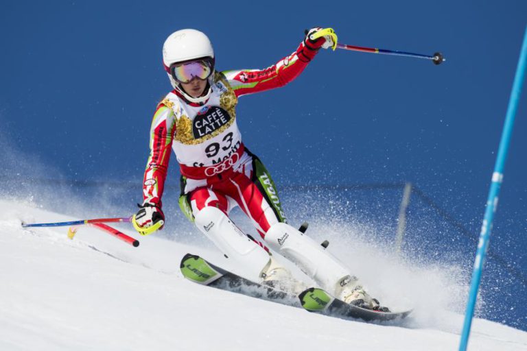 ESQUIADORES MANUEL RAMOS E CATARINA CARVALHO CAMPEÕES NACIONAIS DE SLALOM
