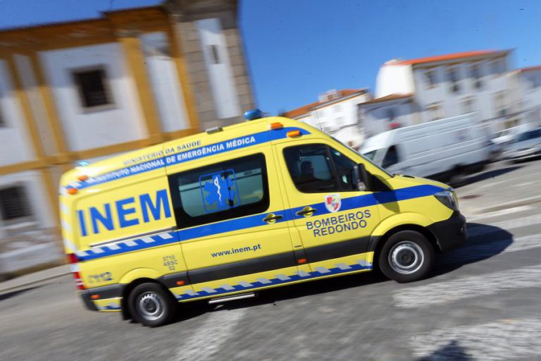 INEM APELA AOS CIDADÃOS PARA DAREM PRIORIDADE AOS VEÍCULOS DE EMERGÊNCIA NO ABASTECIMENTO