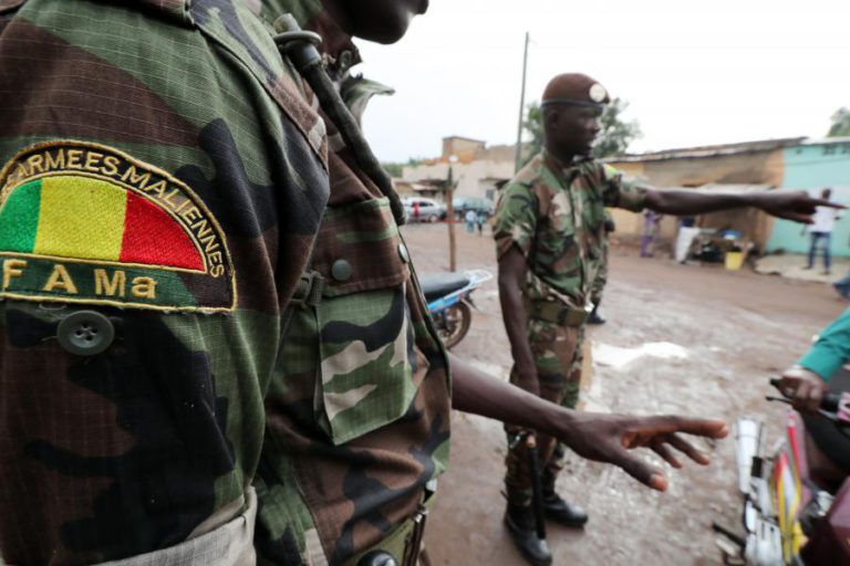 PELO MENOS 10 MILITARES DO MALI MORTOS NUM ATAQUE DE PRESUMÍVEIS JIHADISTAS