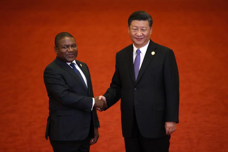 PRESIDENTE MOÇAMBICANO REALIZA VISITA OFICIAL DE SEIS DIAS À CHINA