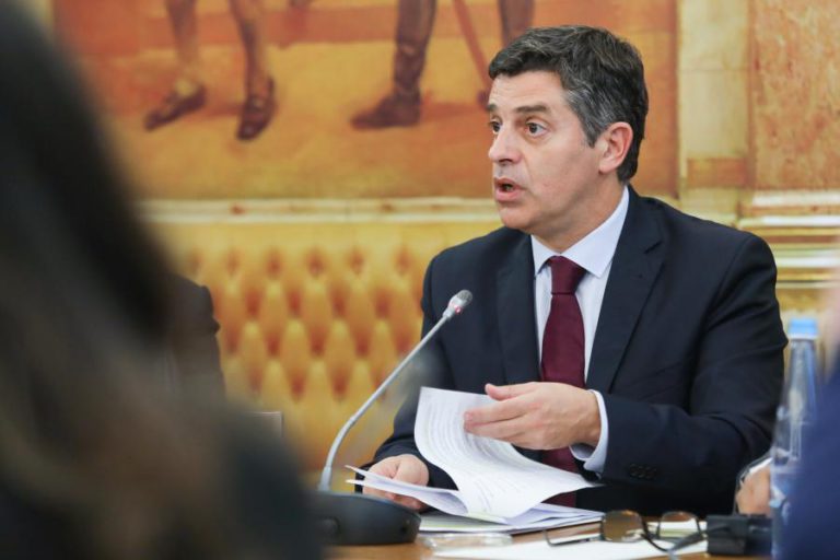 CALDEIRA CABRAL OUVIDO HOJE PELA AR SOBRE NOMEAÇÃO PARA REGULADOR DOS SEGUROS