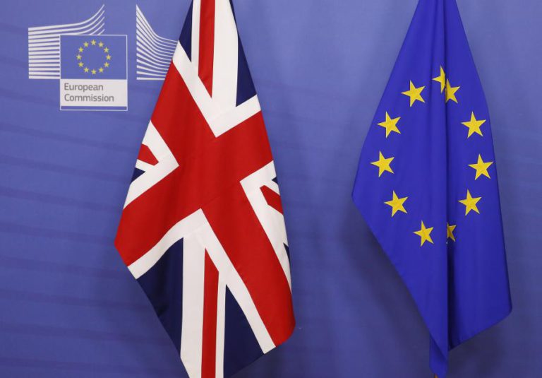 REINO UNIDO MARCA ELEIÇÕES EUROPEIAS PARA 23 DE MAIO MAS ESPERA NÃO AS REALIZAR