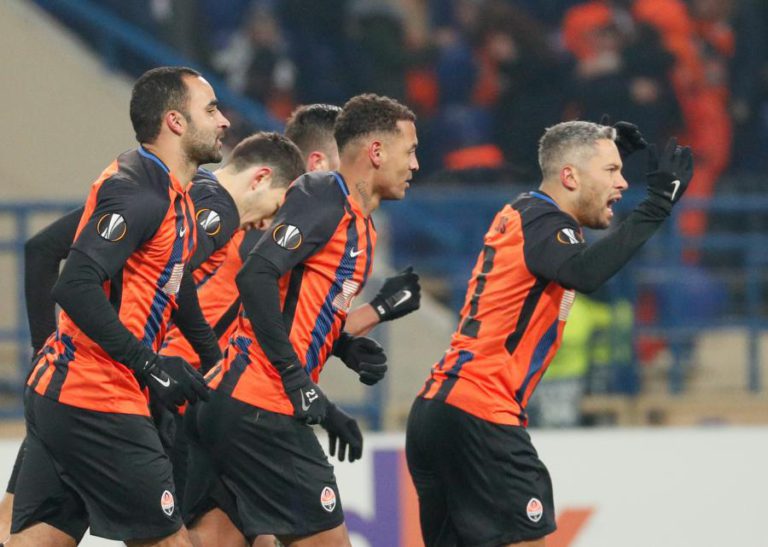 SHAKHTAR, DE PAULO FONSECA, VENCE MARIUPOL E DÁ MAIS UM PASSO RUMO AO TÍTULO