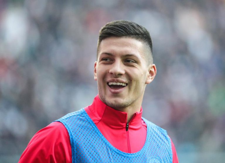 BOBIC DIZ QUE EINTRACHT FRANKFURT ACIONOU OPÇÃO DE COMPRA DE JOVIC