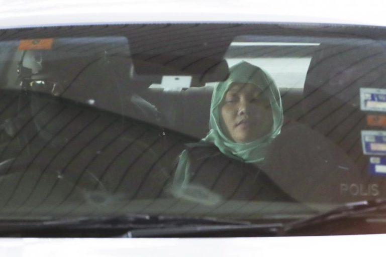 SUSPEITA DE MATAR MEIO-IRMÃO DE KIM JONG-UN ACEITA TROCA DE ACUSAÇÃO E PODE SER LIBERTADA, SEGUNDO O ADVOGADO