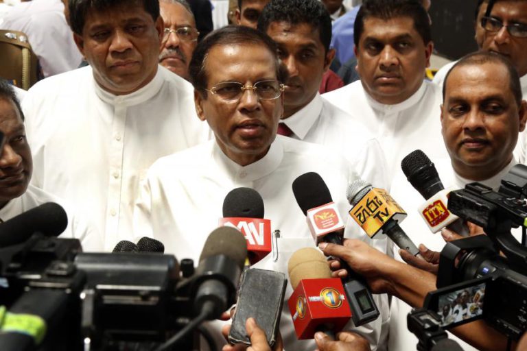 PRESIDENTE DO SRI LANKA  PROÍBE USO DE ROUPA QUE TAPE O ROSTO