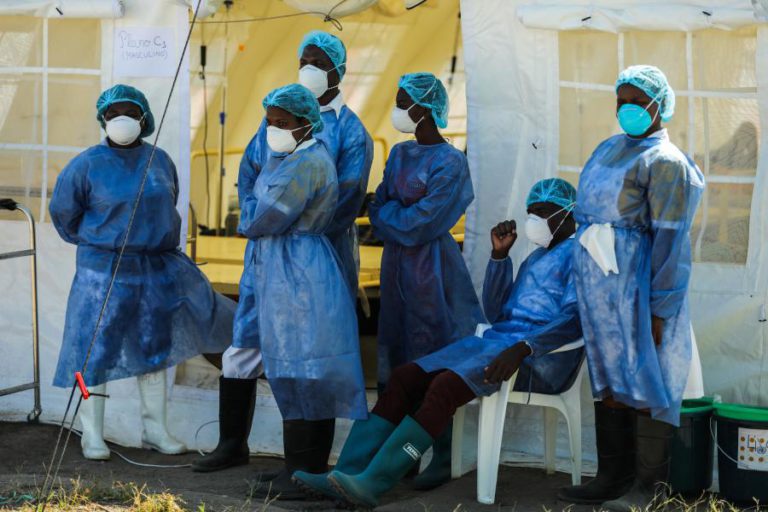 AUTORIDADES MOÇAMBICANAS GARANTEM QUE TRATARAM 90% DOS MIL CASOS DE CÓLERA DETETADOS APÓS IDAI