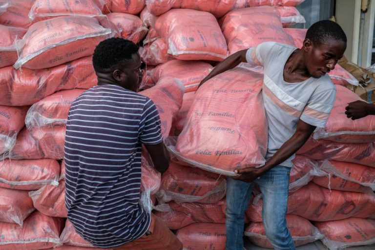 TRÊS DETIDOS POR DESVIO DE DONATIVOS NA PROVÍNCIA MOÇAMBICANA DE SOFALA