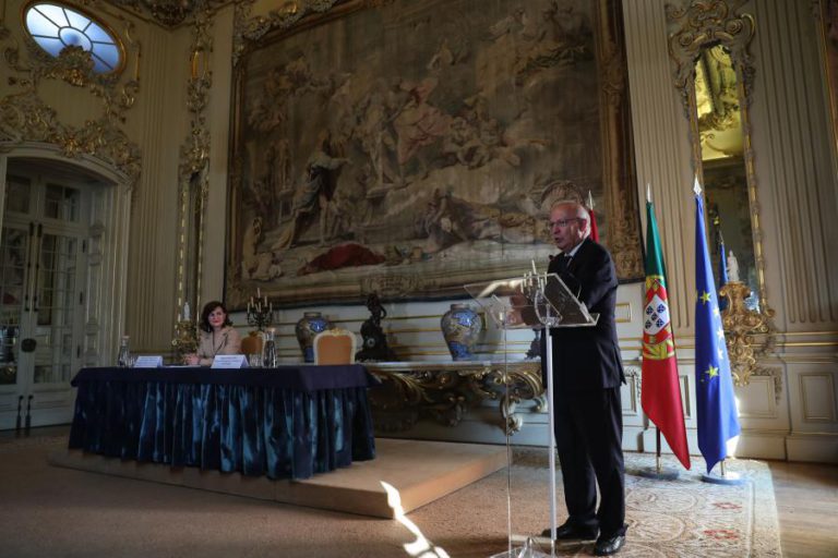 PORTUGAL DEFENDE “SIM” A MAY SEM DEMASIADAS CONDICIONALIDADES – MNE