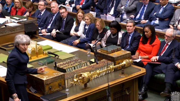 BREXIT: THERESA MAY IDENTIFICA QUESTÕES EM QUE CONCORDA COM JEREMY CORBYN