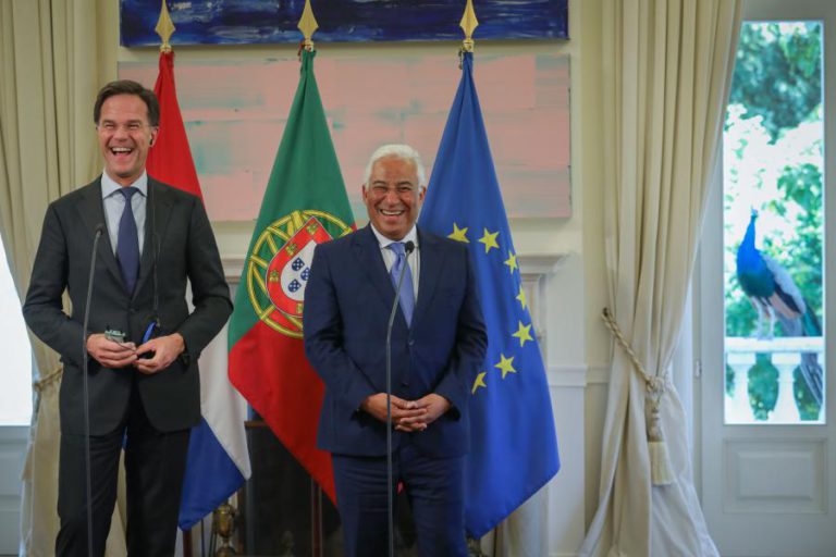 PM DA HOLANDA AFASTA CANDIDATURA A PRESIDENTE DO CONSELHO EUROPEU