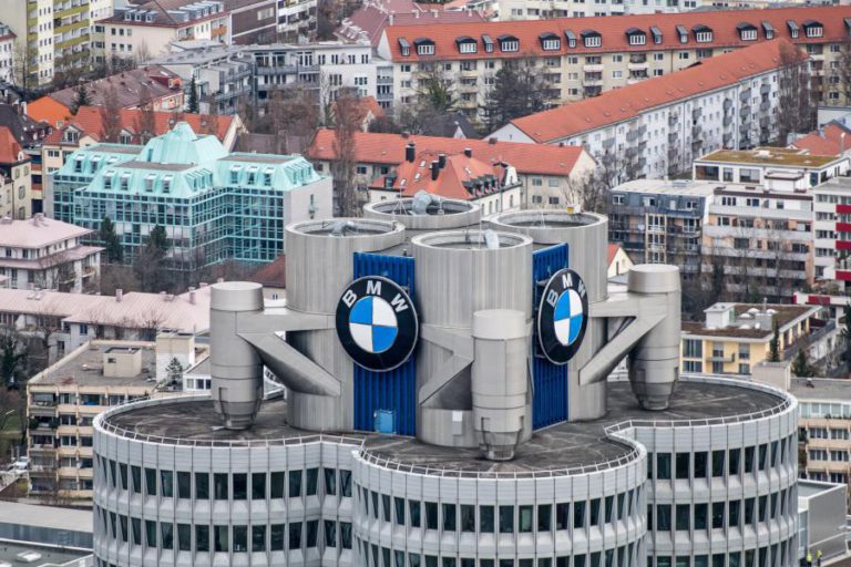BMW REJEITA ACUSAÇÕES DE BRUXELAS SOBRE CARTEL E FALA EM DISCUSSÕES TÉCNICAS COM SETOR