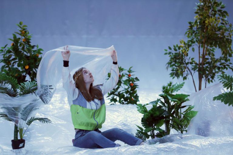 O TEATRO DE “PATHOS” PROPÕE UM OLHAR TRÁGICO SOBRE A HUMANIDADE