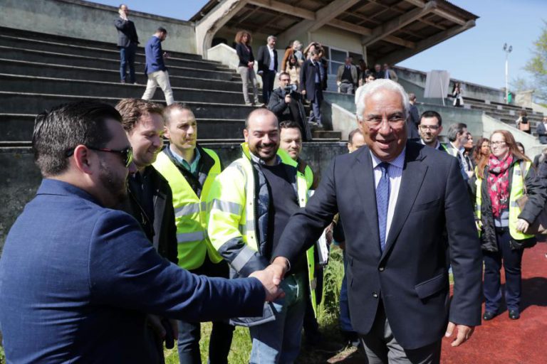 ANTÓNIO COSTA QUER MAIS DOUTORADOS NO TECIDO EMPRESARIAL PORTUGUÊS
