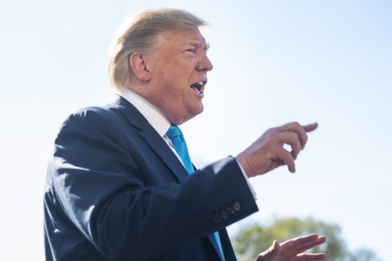 TRUMP DIZ QUE QUER VENCER A CORRIDA AO 5G