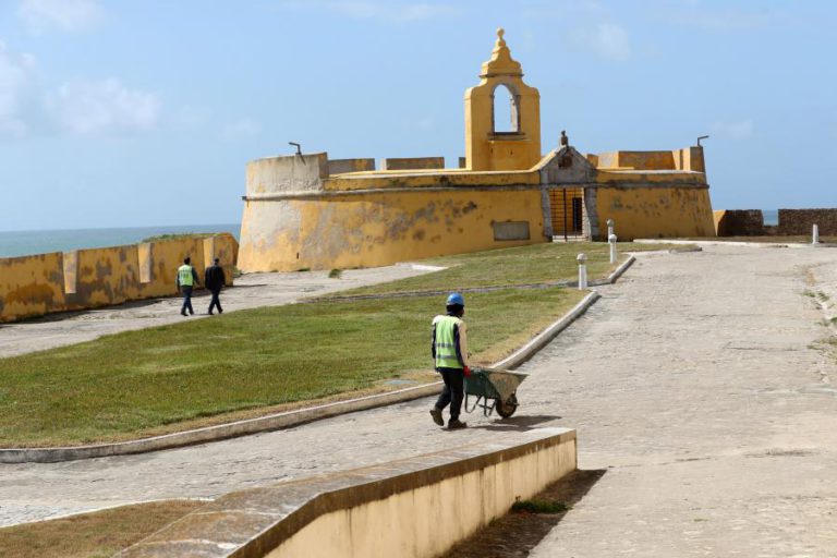 EXPOSIÇÃO PERMITE ANTEVER FUTURO MUSEU NACIONAL DA RESISTÊNCIA E DA LIBERDADE