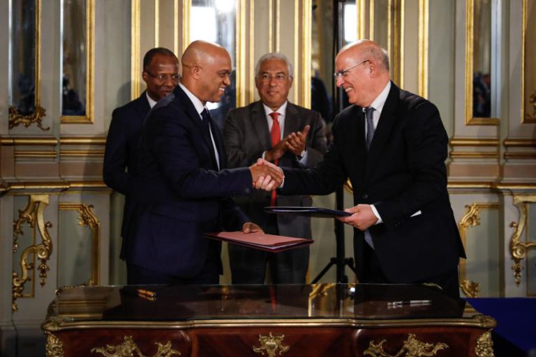 MNE CONTRA TENTATIVA DE GENERALIZAR RECUSAS PONTUAIS DE VISTOS EM CABO VERDE